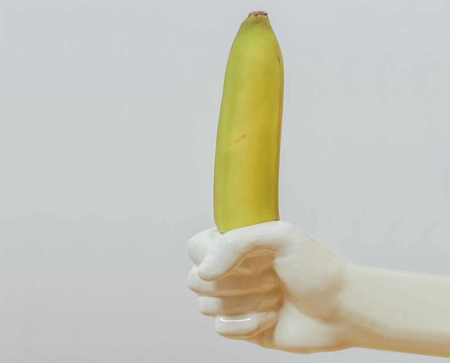 banán symbolizuje zvětšený penis